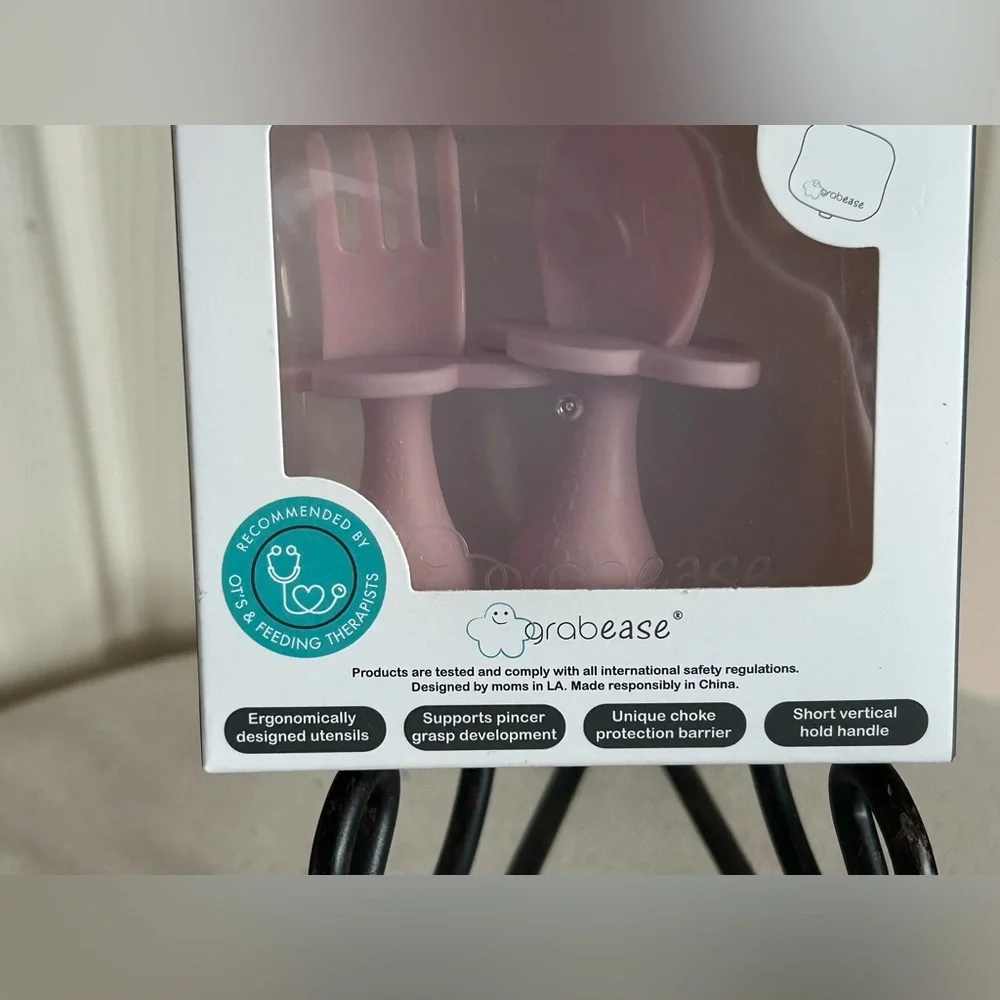 NWT grabease baby toddler ergonomically designed utensils pink age 6m+